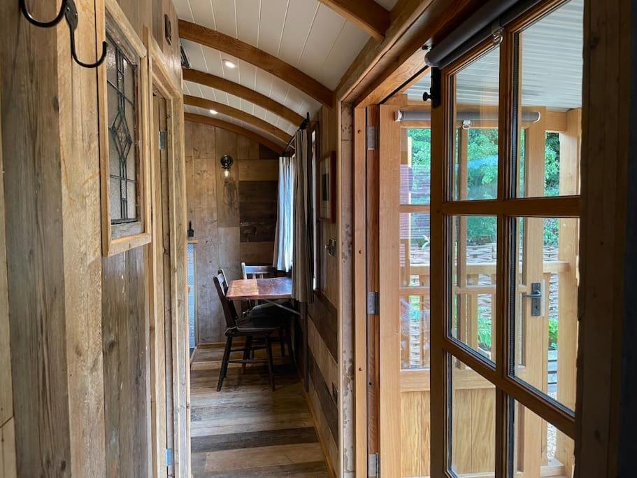 Apartament The Walnut Wagon In The Heart Of Mells. Frome Zewnętrze zdjęcie