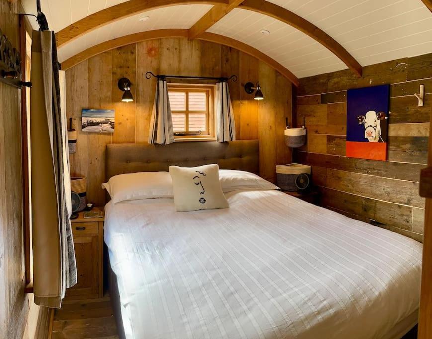 Apartament The Walnut Wagon In The Heart Of Mells. Frome Zewnętrze zdjęcie